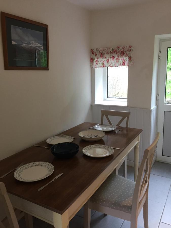 Ty Canol Villa Ystalyfera Bagian luar foto